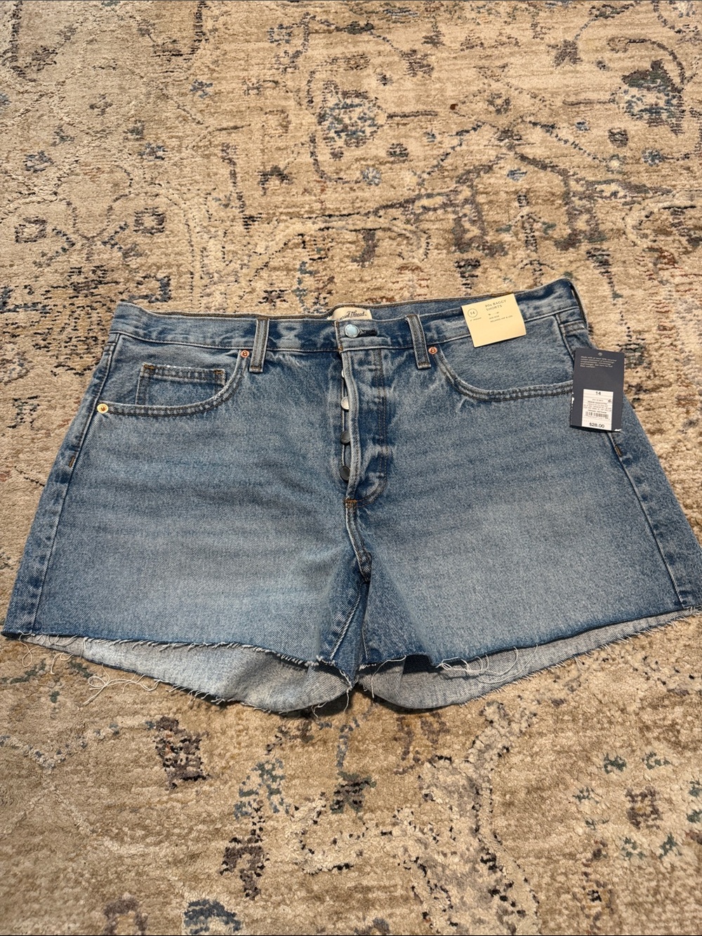 NWT Universal Thread denim shorts